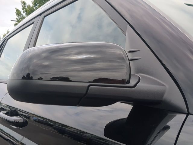 Used 2026 Hyundai Venue SEL FWD image 11