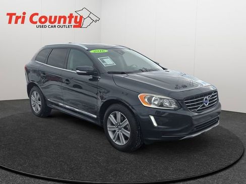 Used 2016 Volvo XC60 T6 w/ Proximity Package image 1
