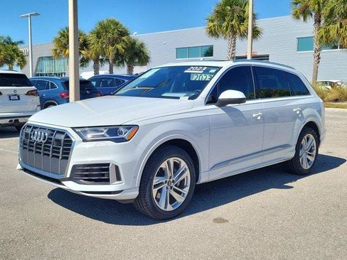 Used 2023 Audi Q7 3.0T Premium Plus w/ Premium Plus Package AWD/4WD image 4