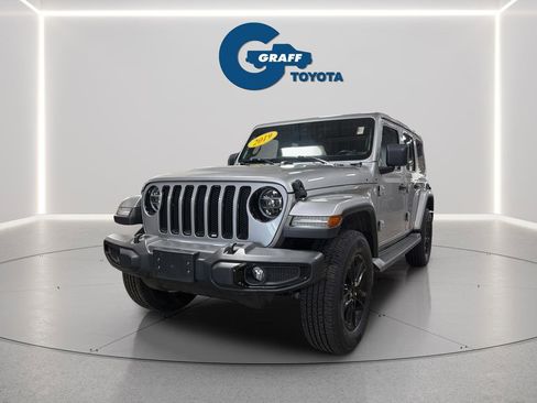 Used 2019 Jeep Wrangler Unlimited Sahara AWD/4WD image 1
