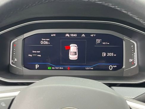 Certified 2025 Volkswagen Jetta SEL image 36