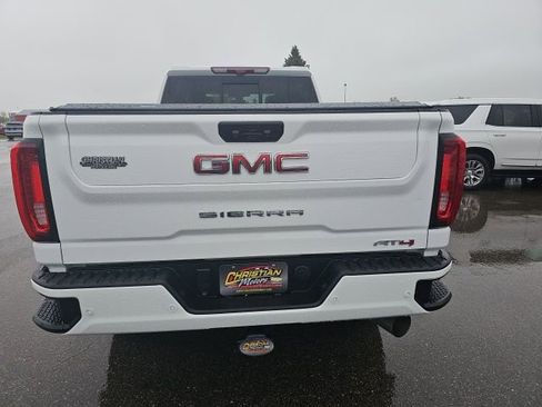Used 2023 GMC Sierra 3500 AT4 w/ AT4 Premium Plus Package image 4
