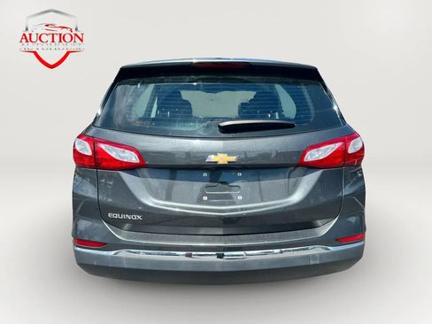 Used 2018 Chevrolet Equinox LS FWD image 6