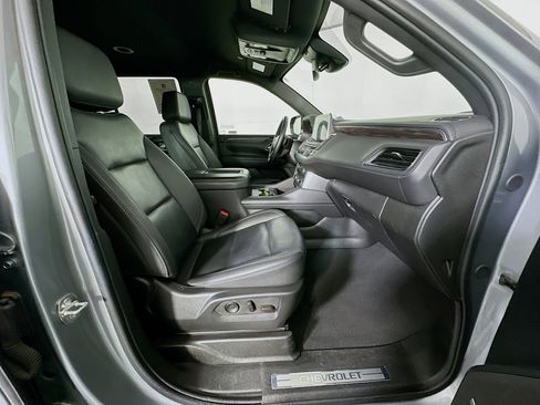 Used 2024 Chevrolet Tahoe LT image 32