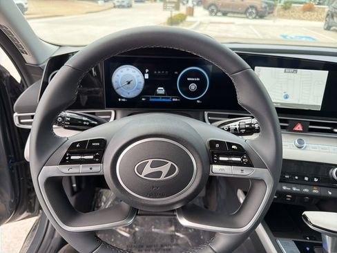 New 2026 Hyundai Elantra Limited FWD image 21