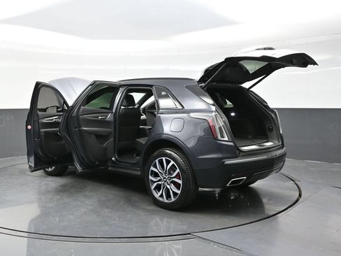 Certified 2022 Cadillac XT5 Sportv w/ LPO, Floor Liner Package AWD/4WD image 42