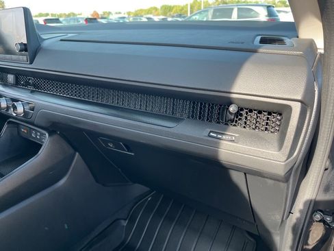 Certified 2024 Honda CR-V EX image 27