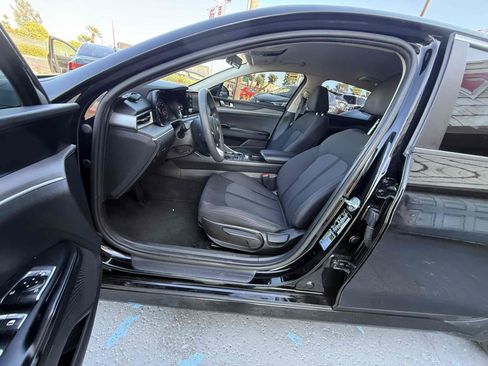 Used 2021 Kia K5 LXS FWD image 11