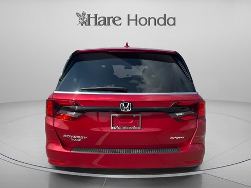 Certified 2023 Honda Odyssey Sport image 4