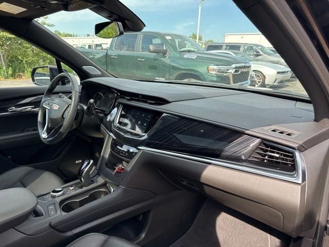 Certified 2024 Cadillac XT6 Premium Luxury FWD image 30