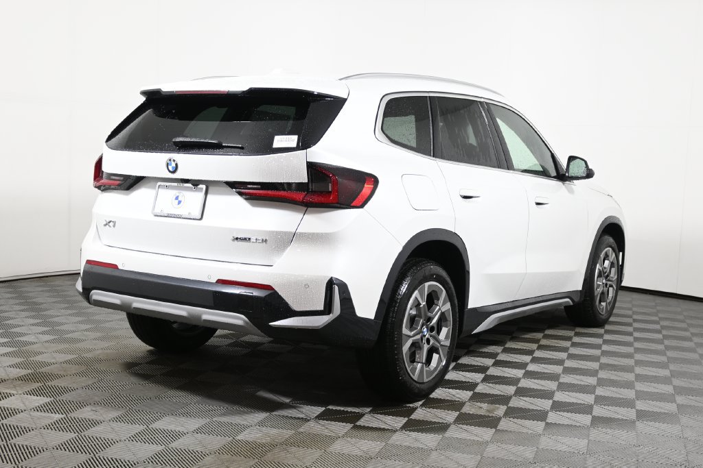 Used 2026 BMW X1 xDrive28i w/ Technology Package AWD/4WD image 7