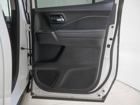 Used 2020 Honda Ridgeline RTL-E image 38