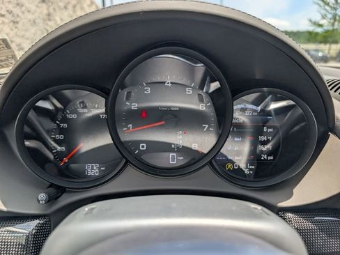 Certified 2025 Porsche 718 Boxster RWD image 12
