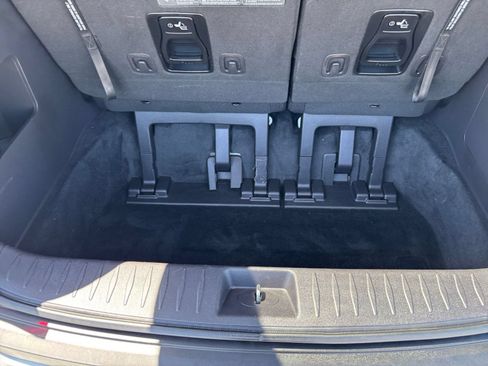 Used 2026 Kia Carnival FWD image 33