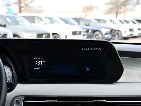 Used 2025 Hyundai Palisade SEL image 24