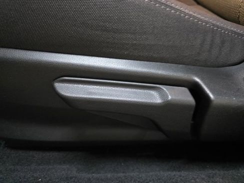 Used 2024 Subaru Crosstrek 2.0i Premium image 14