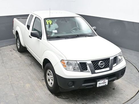 Used 2019 Nissan Frontier S image 13