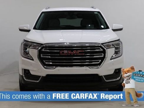 Used 2023 GMC Terrain SLT w/ Tech Package AWD/4WD image 2