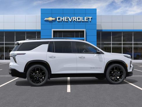 New 2026 Chevrolet Traverse RS w/ LPO, Floor Liner Package AWD/4WD image 5