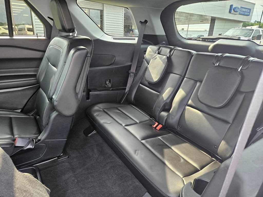 Used 2021 Ford Explorer XLT RWD image 22