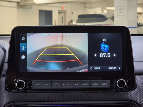 Used 2022 Hyundai Kona Limited image 26