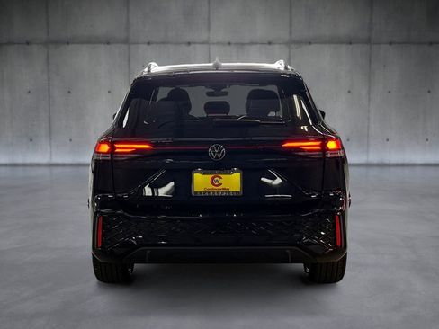 New 2026 Volkswagen Tiguan SE R-Line AWD/4WD image 4