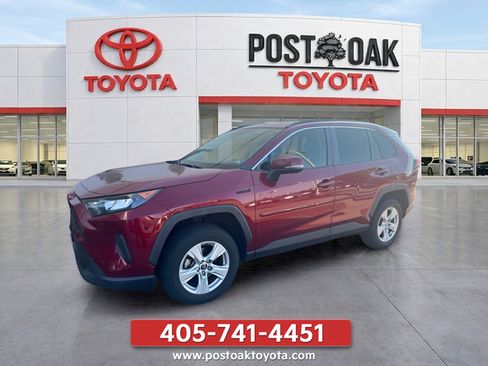 Used 2020 Toyota RAV4 LE w/ All Weather Liner Package AWD/4WD image 1
