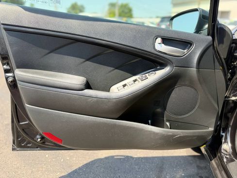 Used 2018 Kia Forte LX w/ LX Rear Camera Package FWD image 31