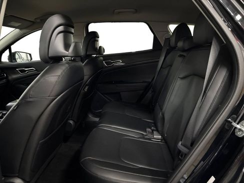 Used 2023 Kia Sportage EX image 10