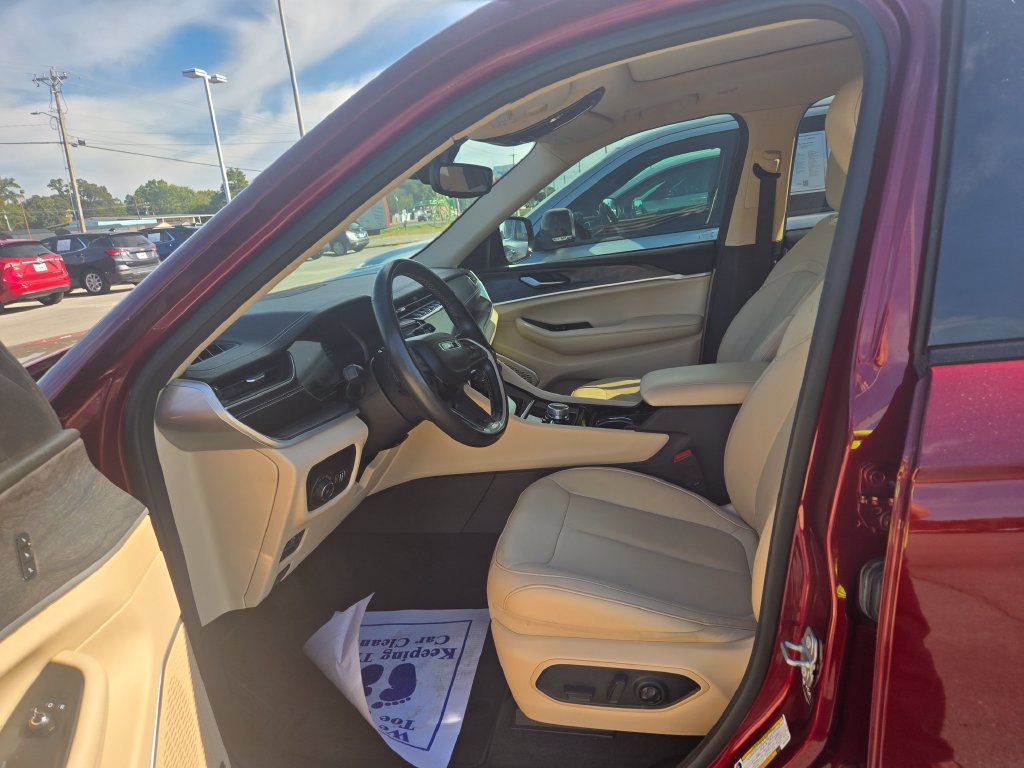 Used 2021 Jeep Grand Cherokee L Limited AWD/4WD image 7