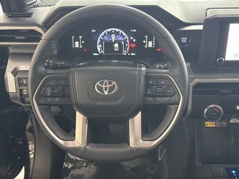 Used 2024 Toyota Tacoma SR5 w/ SR5 Upgrade Package RWD image 17