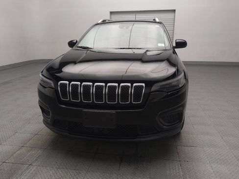 Used 2021 Jeep Cherokee Latitude FWD image 15