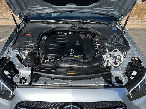 Used 2022 Mercedes-Benz E 350 Sedan image 8