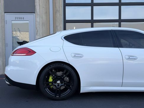 Used 2014 Porsche Panamera S RWD image 10