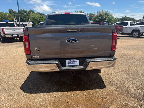 Used 2022 Ford F150 XLT w/ Equipment Group 302A High RWD image 4