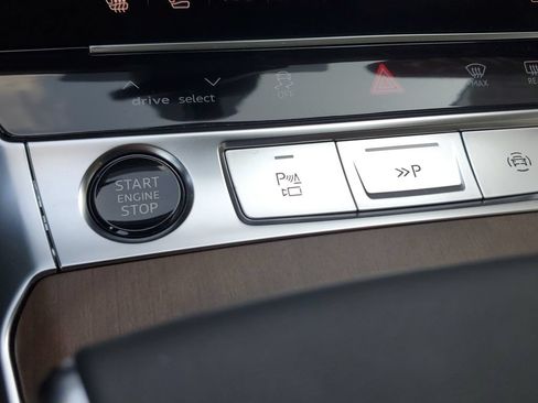 Certified 2025 Audi A6 3.0T Prestige AWD/4WD image 30