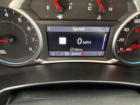 Used 2024 Chevrolet Equinox Premier AWD/4WD image 18