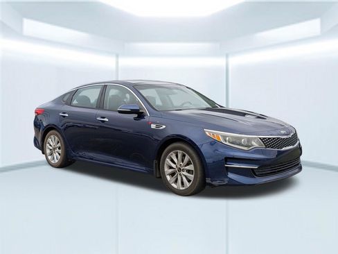 Used 2016 Kia Optima EX w/ Premium Package FWD image 6