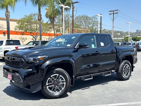 New 2026 Toyota Tacoma TRD Sport AWD/4WD image 2
