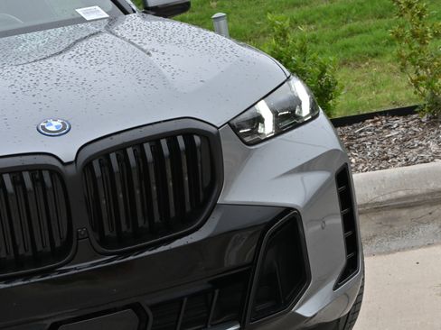 Certified 2024 BMW X5 xDrive50e w/ M Sport Package AWD/4WD image 10