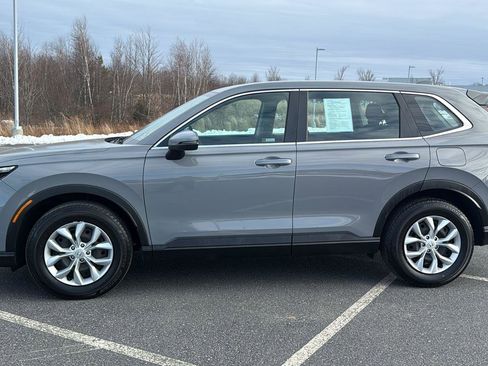 Used 2023 Honda CR-V LX image 14