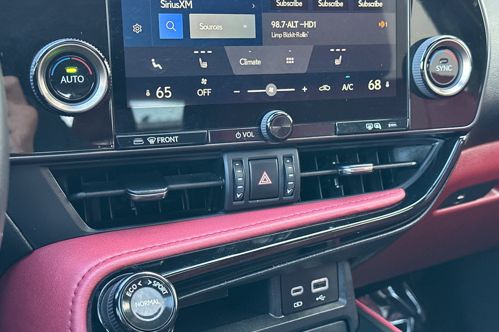 Used 2025 Lexus NX 250 FWD image 27