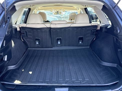 Used 2017 Subaru Outback 3.6R Limited image 10