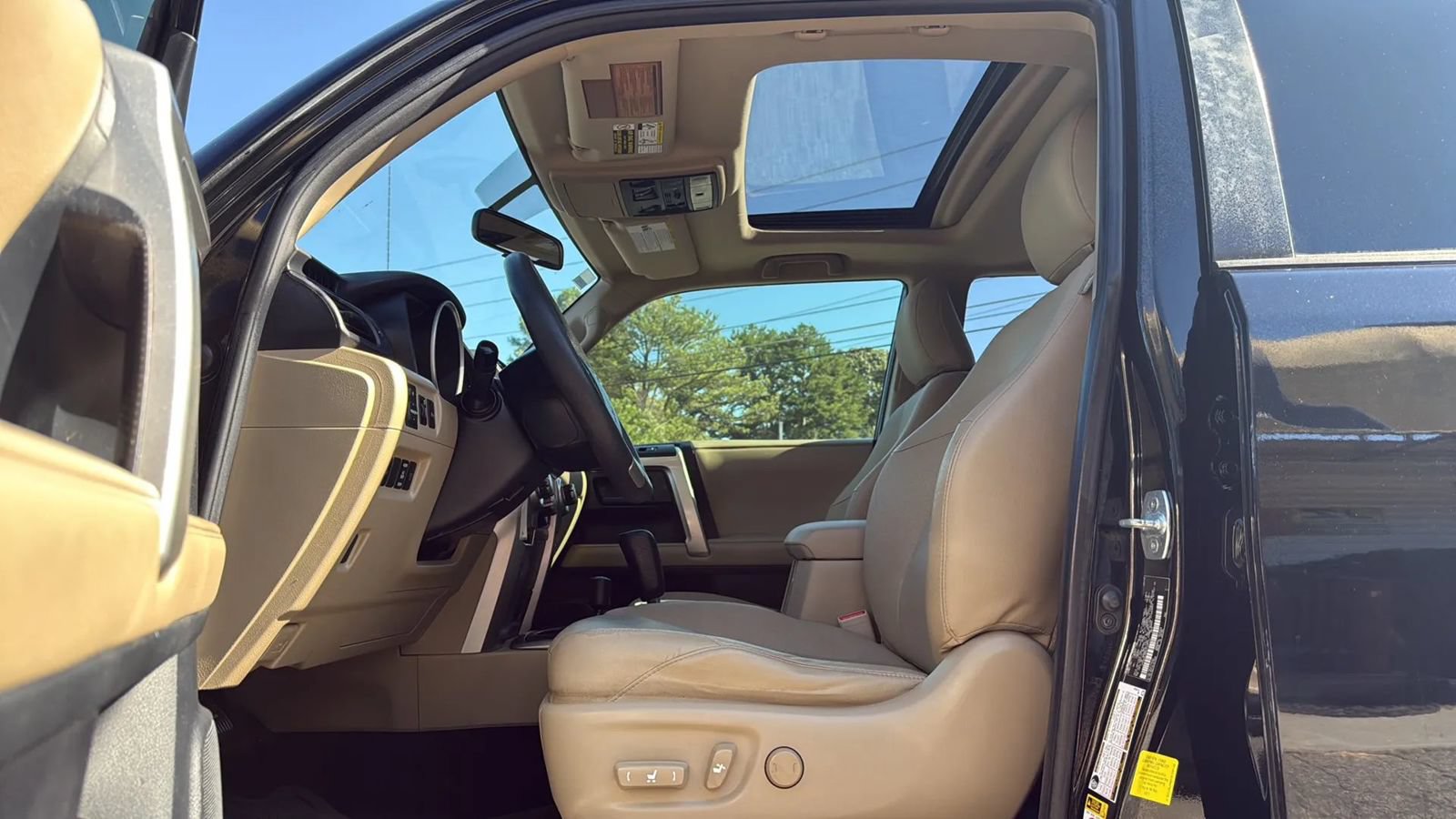 Used 2012 Toyota 4Runner SR5 w/ Convenience Pkg AWD/4WD image 12