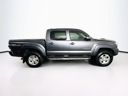 Used 2014 Toyota Tacoma PreRunner w/ TRD Sport Package RWD image 10