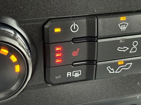 Used 2020 Ford F150 XLT w/ Equipment Group 302A Luxury image 18