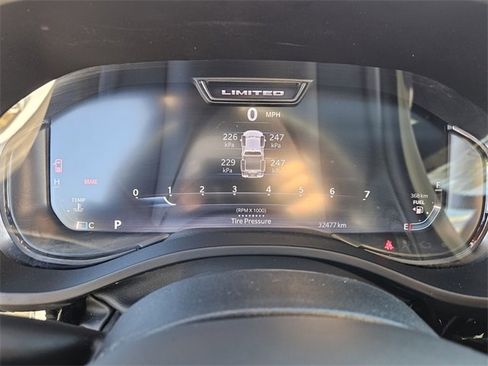 Used 2025 RAM 1500 Limited image 22