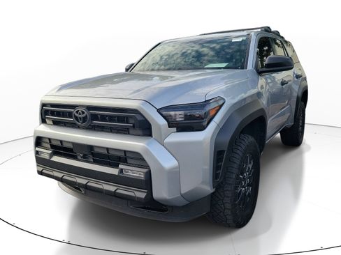 Used 2025 Toyota 4Runner SR5 AWD/4WD image 3