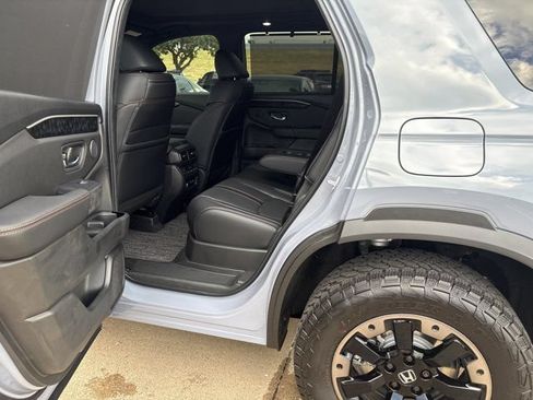 New 2026 Honda Passport TrailSport Elite image 11