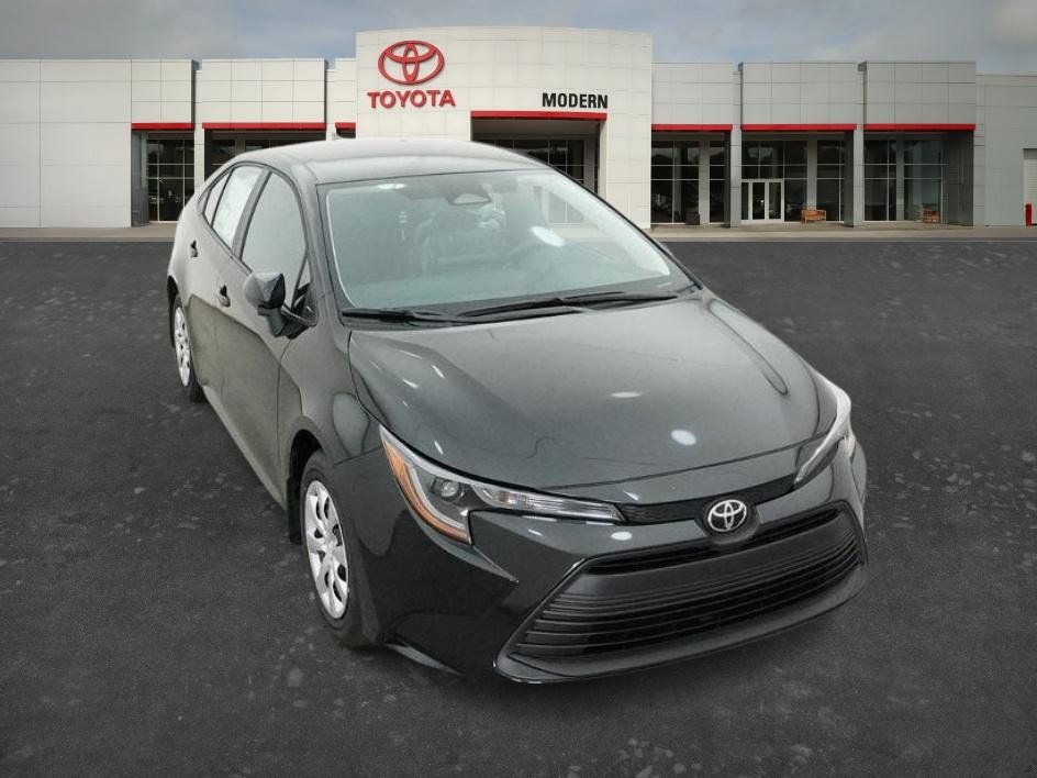 New 2026 Toyota Corolla LE FWD image 8